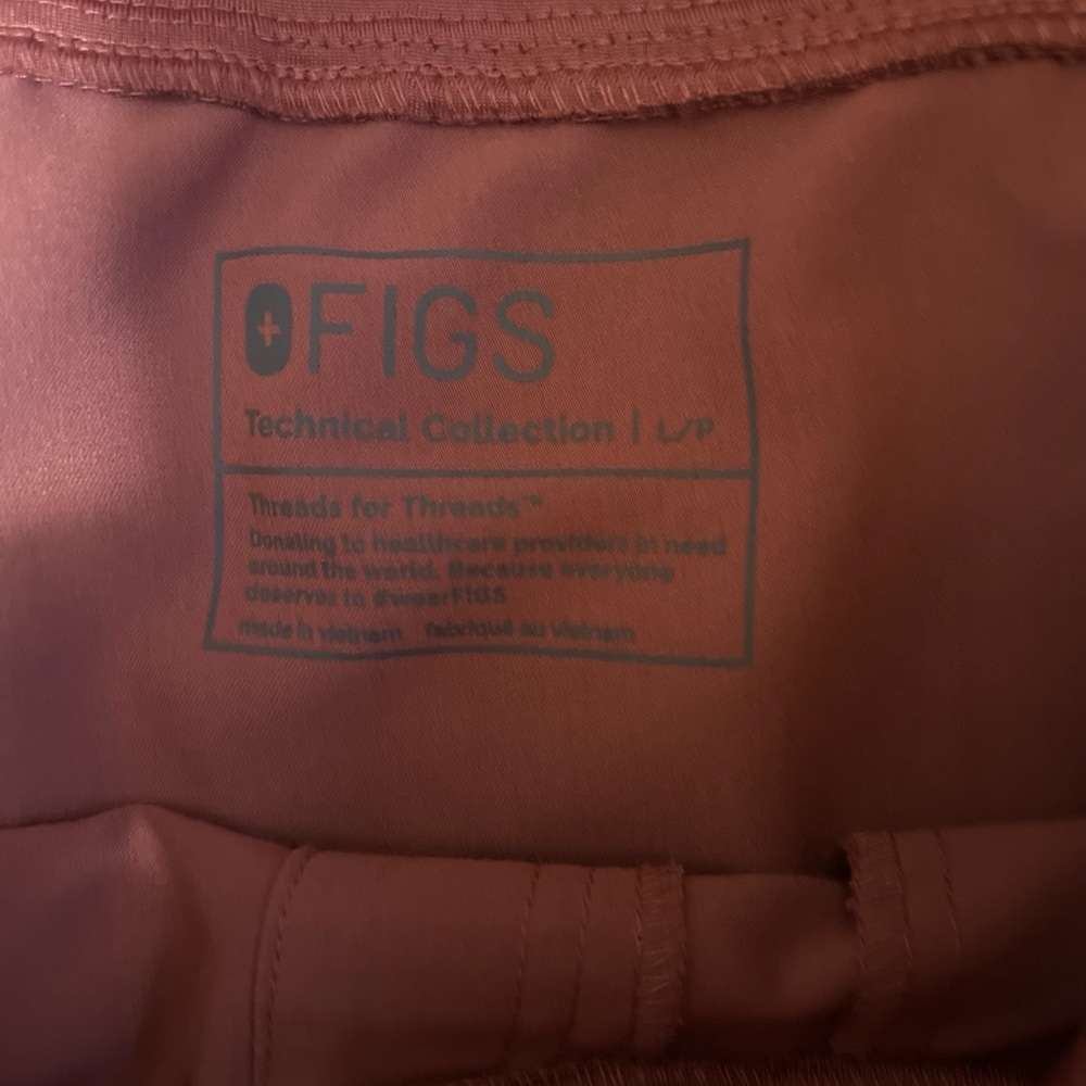 FIGS - Picture 7 of 9